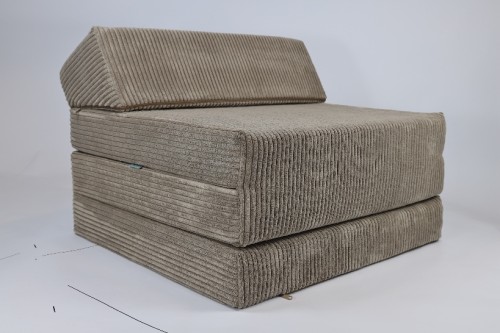 adac48ee87773de2f1e6fdc77cbb3a4e.jpg